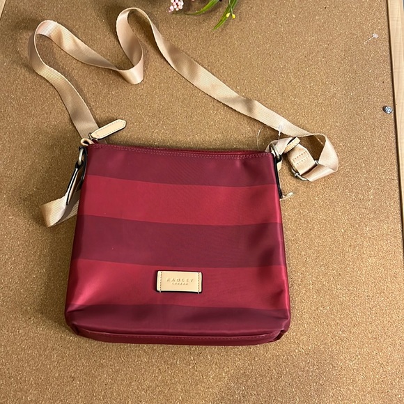 RADLEY LONDON ZIP-TOP CROSSBODY BAG - Picture 2 of 11